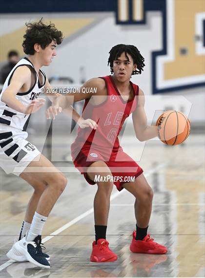 Thumbnail 1 in St. Margaret's vs. Leuzinger (MLK Classic) photogallery.