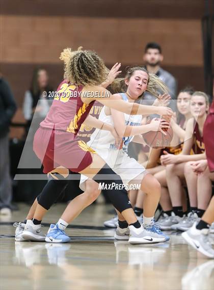 Thumbnail 2 in Clovis West @ Clovis North photogallery.