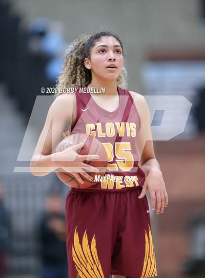 Thumbnail 2 in Clovis West @ Clovis North photogallery.