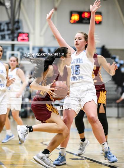 Thumbnail 3 in Clovis West @ Clovis North photogallery.