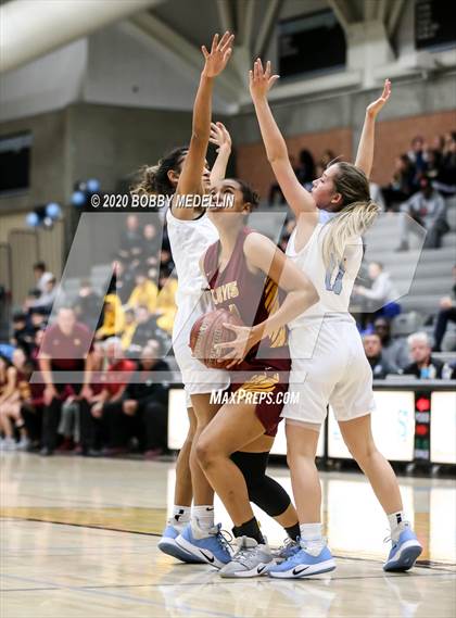 Thumbnail 2 in Clovis West @ Clovis North photogallery.