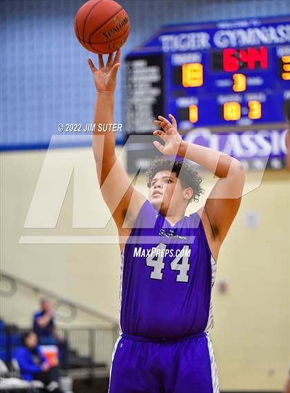 Thumbnail 2 in Rockdale vs Florence photogallery.