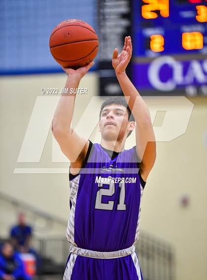Thumbnail 2 in Rockdale vs Florence photogallery.