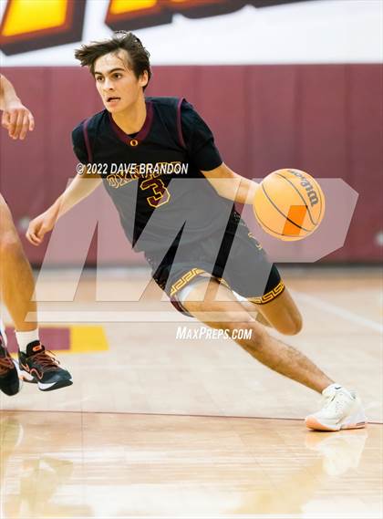 Thumbnail 3 in Oxnard @ Simi Valley (Bob Hawking Tip-Off Classic) photogallery.