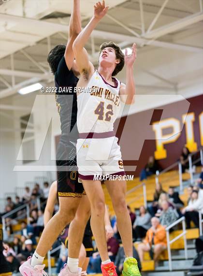 Thumbnail 1 in Oxnard @ Simi Valley (Bob Hawking Tip-Off Classic) photogallery.
