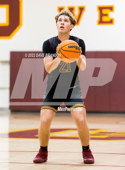 Thumbnail 2 in Oxnard @ Simi Valley (Bob Hawking Tip-Off Classic) photogallery.