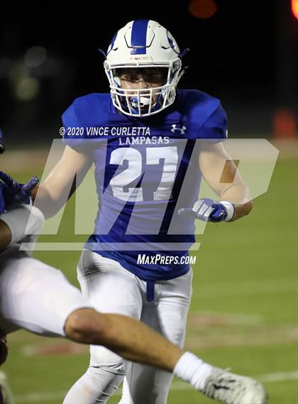 Thumbnail 2 in Lampasas vs Uvalde (UIL 4A Bi-District Playoff) photogallery.