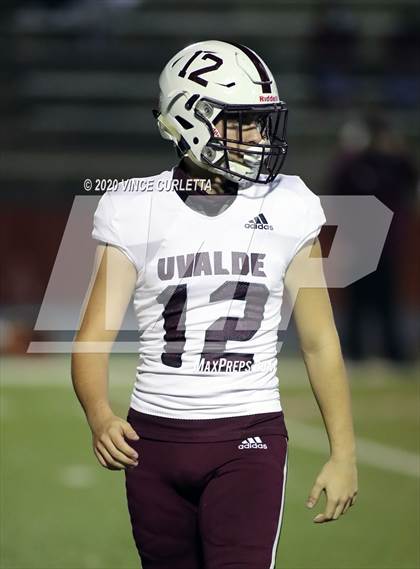 Thumbnail 2 in Lampasas vs Uvalde (UIL 4A Bi-District Playoff) photogallery.