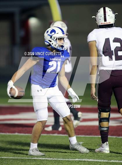 Thumbnail 3 in Lampasas vs Uvalde (UIL 4A Bi-District Playoff) photogallery.