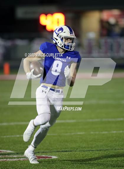 Thumbnail 3 in Lampasas vs Uvalde (UIL 4A Bi-District Playoff) photogallery.