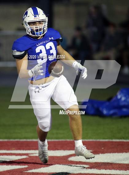 Thumbnail 2 in Lampasas vs Uvalde (UIL 4A Bi-District Playoff) photogallery.