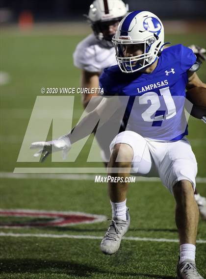 Thumbnail 2 in Lampasas vs Uvalde (UIL 4A Bi-District Playoff) photogallery.