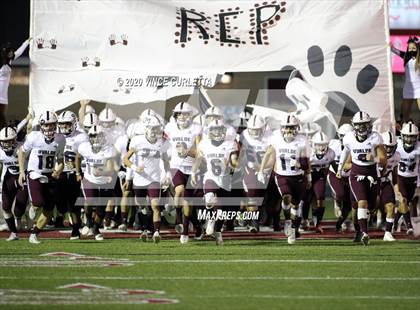 Thumbnail 1 in Lampasas vs Uvalde (UIL 4A Bi-District Playoff) photogallery.