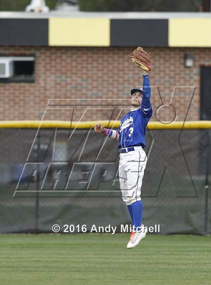 Thumbnail 1 in Ooltewah @ Knoxville Christian photogallery.