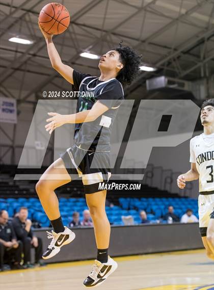 Thumbnail 1 in North Monterey County vs St. Mary's (Santa Cruz Warriors NorCal Invitational) photogallery.