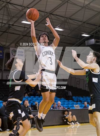 Thumbnail 3 in North Monterey County vs St. Mary's (Santa Cruz Warriors NorCal Invitational) photogallery.