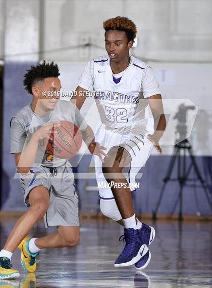 Thumbnail 1 in Newark Memorial vs. Sacramento (St. Hope Elite Classic) photogallery.