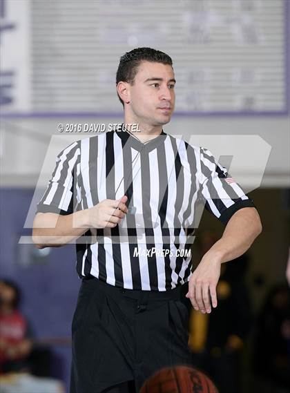 Thumbnail 3 in Newark Memorial vs. Sacramento (St. Hope Elite Classic) photogallery.