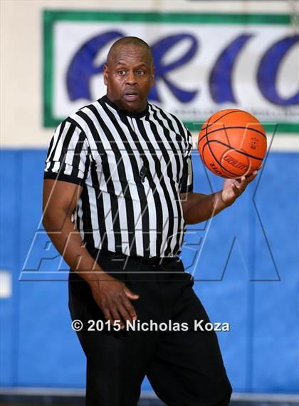 Thumbnail 2 in Crossroads vs. Mark Keppel (MLK Showcase) photogallery.