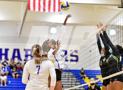 Thumbnail 1 in South Hills @ Charter Oak photogallery.