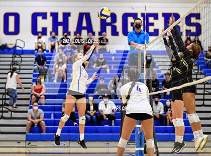 Thumbnail 3 in South Hills @ Charter Oak photogallery.