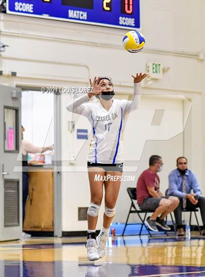 Thumbnail 1 in South Hills @ Charter Oak photogallery.