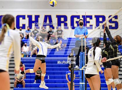 Thumbnail 3 in South Hills @ Charter Oak photogallery.