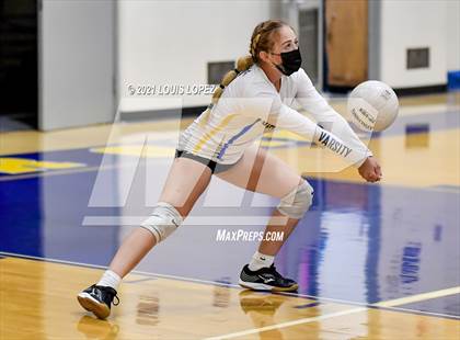Thumbnail 3 in South Hills @ Charter Oak photogallery.