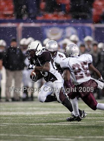 Thumbnail 2 in St. Peter's vs. Don Bosco (NJSIAA Non-Public Group 4 Final) photogallery.