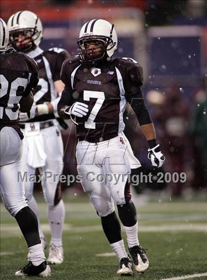 Thumbnail 2 in St. Peter's vs. Don Bosco (NJSIAA Non-Public Group 4 Final) photogallery.
