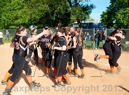 Thumbnail 2 in East Rockaway @ Oyster Bay (Section 8 Class B Semifinal) photogallery.