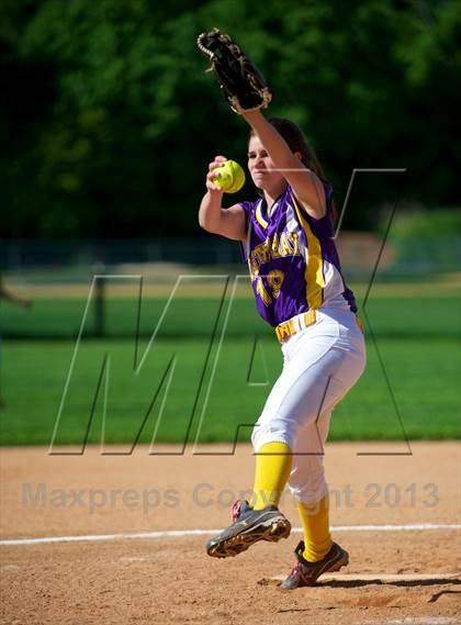 Thumbnail 3 in East Rockaway @ Oyster Bay (Section 8 Class B Semifinal) photogallery.