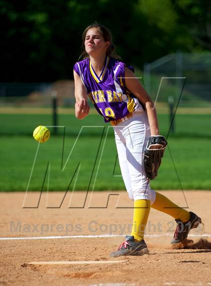 Thumbnail 3 in East Rockaway @ Oyster Bay (Section 8 Class B Semifinal) photogallery.