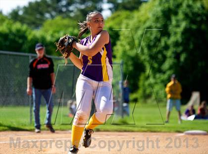 Thumbnail 1 in East Rockaway @ Oyster Bay (Section 8 Class B Semifinal) photogallery.