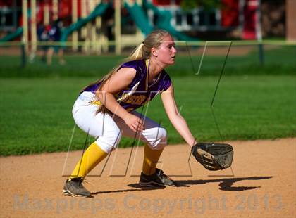 Thumbnail 2 in East Rockaway @ Oyster Bay (Section 8 Class B Semifinal) photogallery.