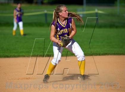 Thumbnail 2 in East Rockaway @ Oyster Bay (Section 8 Class B Semifinal) photogallery.