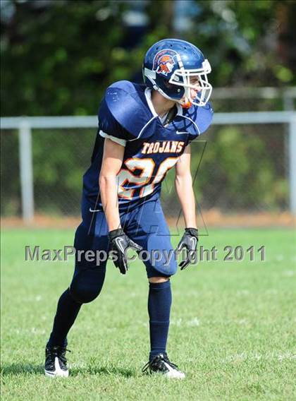 Thumbnail 3 in JV: Branford @ Lyman Hall photogallery.