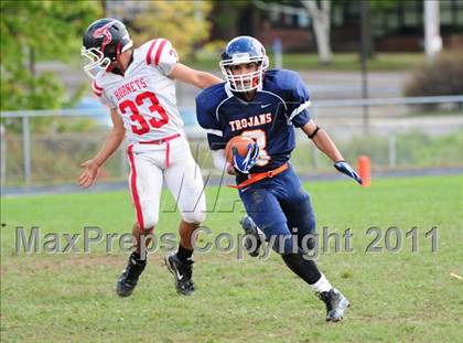 Thumbnail 3 in JV: Branford @ Lyman Hall photogallery.