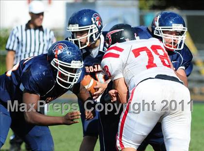 Thumbnail 2 in JV: Branford @ Lyman Hall photogallery.