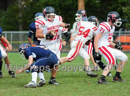 Thumbnail 2 in JV: Branford @ Lyman Hall photogallery.
