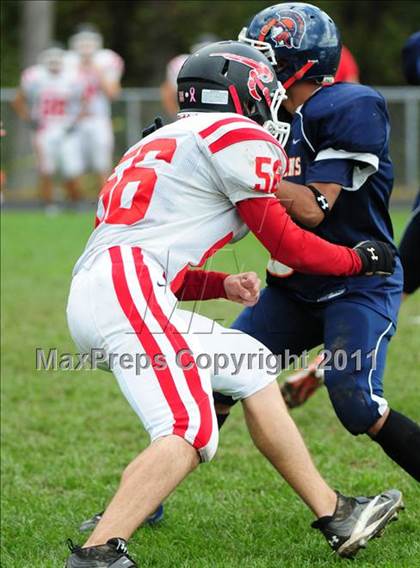 Thumbnail 2 in JV: Branford @ Lyman Hall photogallery.