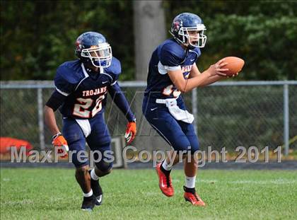 Thumbnail 3 in JV: Branford @ Lyman Hall photogallery.