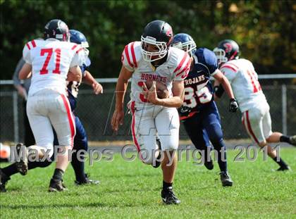 Thumbnail 1 in JV: Branford @ Lyman Hall photogallery.