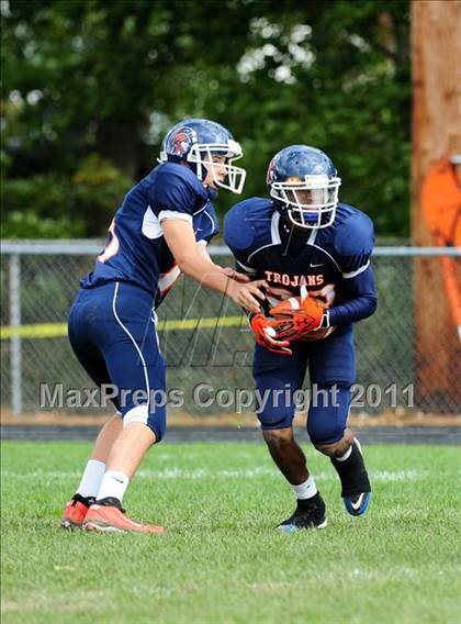 Thumbnail 3 in JV: Branford @ Lyman Hall photogallery.