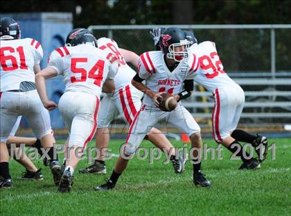 Thumbnail 2 in JV: Branford @ Lyman Hall photogallery.