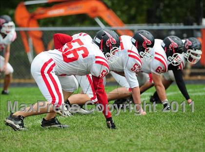 Thumbnail 2 in JV: Branford @ Lyman Hall photogallery.