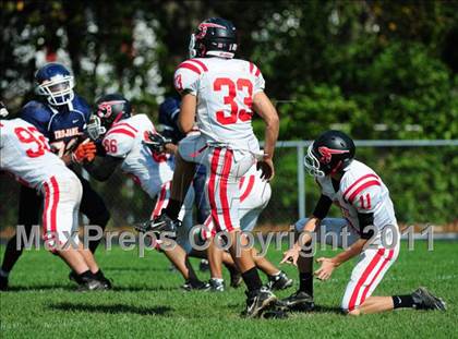 Thumbnail 2 in JV: Branford @ Lyman Hall photogallery.