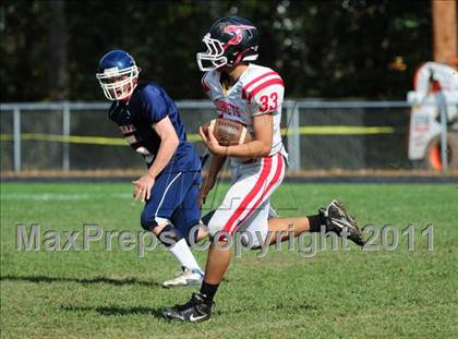 Thumbnail 2 in JV: Branford @ Lyman Hall photogallery.