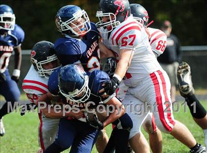 Thumbnail 3 in JV: Branford @ Lyman Hall photogallery.