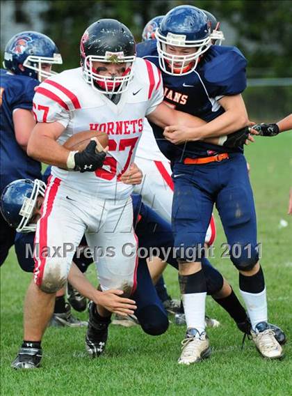 Thumbnail 1 in JV: Branford @ Lyman Hall photogallery.